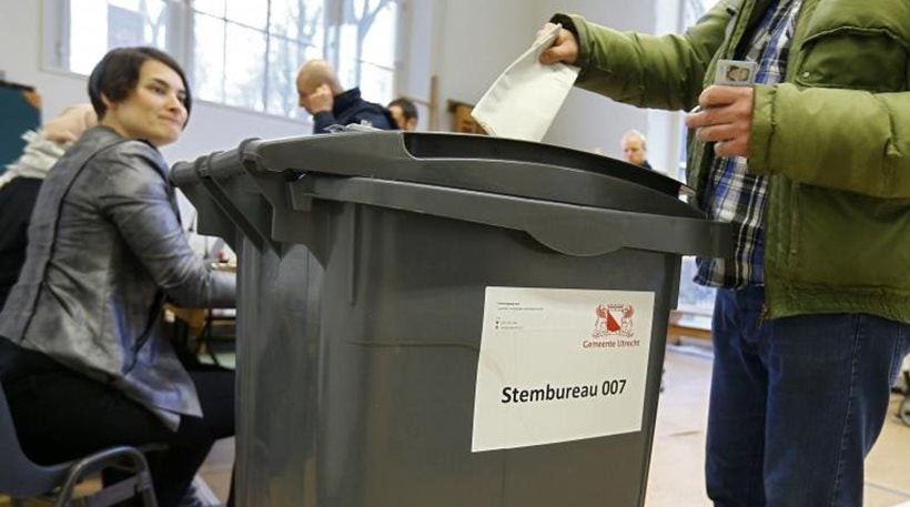 Eκλογές Ολλανδία: Η κάλπη – σκουπιδοτενεκές που έχει γίνει viral